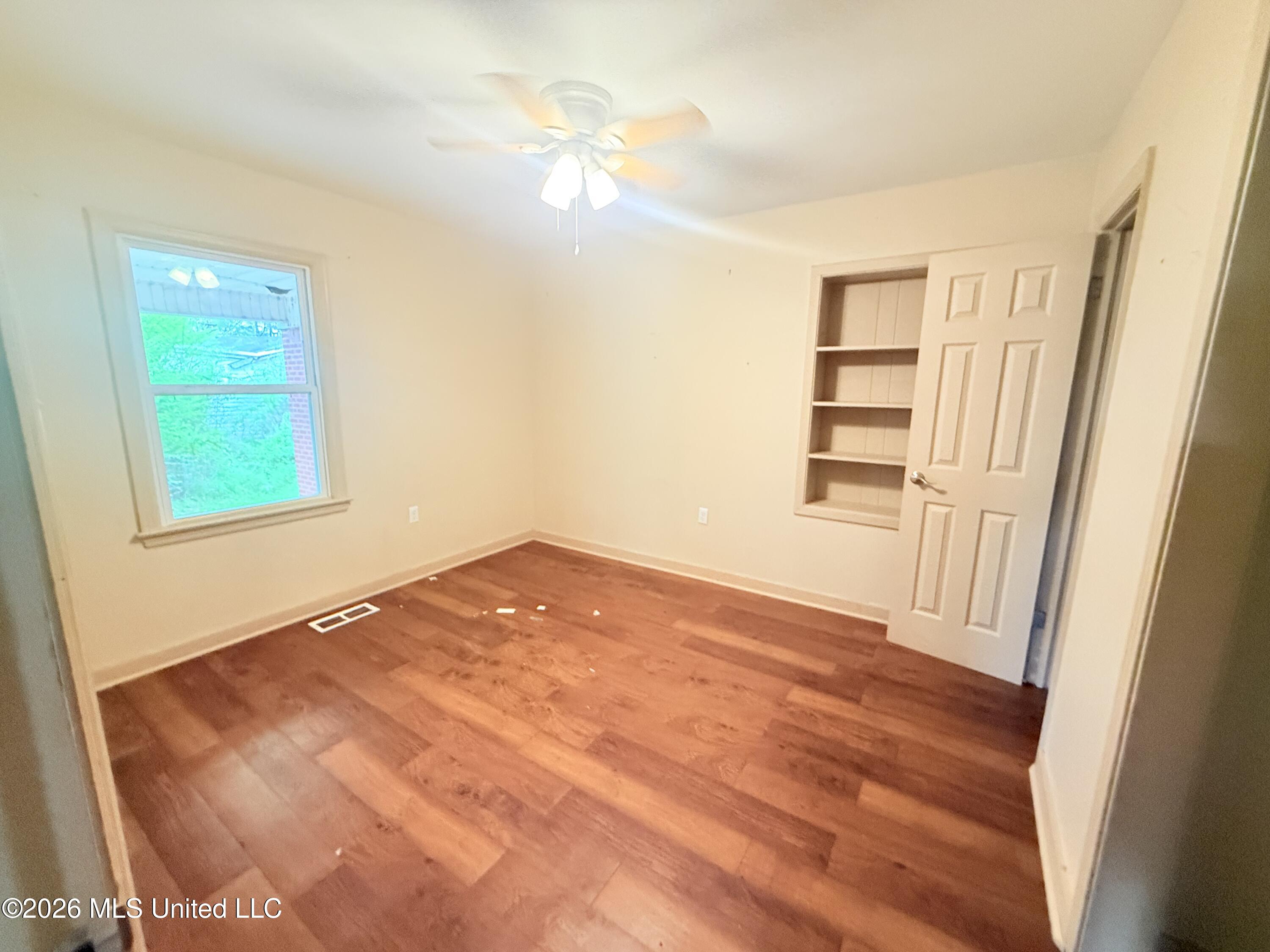 2135 Long Street Grenada, MS 38901 - Photo 12 of 26 IMG_7254