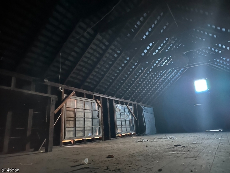 197 East Mill Road Long Valley, NJ 07853 - Photo 15 of 17