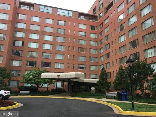 $129,999 | 1111 Arlington Boulevard, Unit W244, Arlington, VA 22209