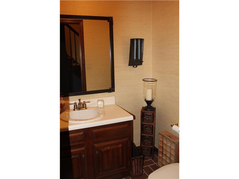 165 Ridgeview Drive Wexford, PA 15090 - Photo 13 of 25 Partial Bath.