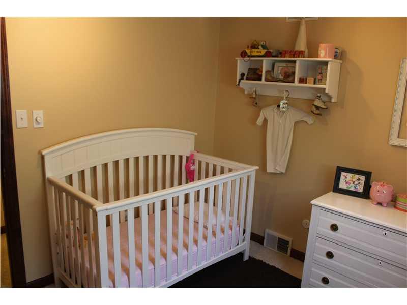 165 Ridgeview Drive Wexford, PA 15090 - Photo 20 of 25 Bedroom. This bedroom is currently used as nursery but can be den/craft room.