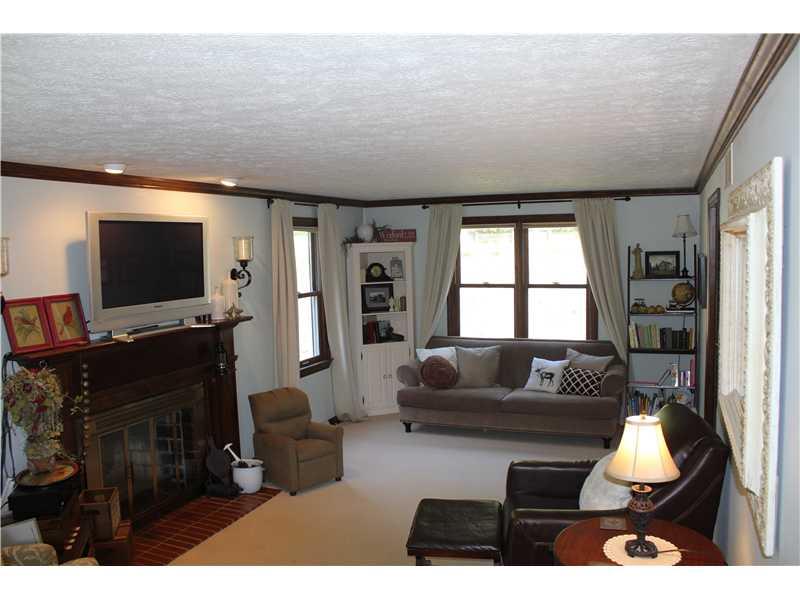 Living Room. Other view! Neutral carpet.