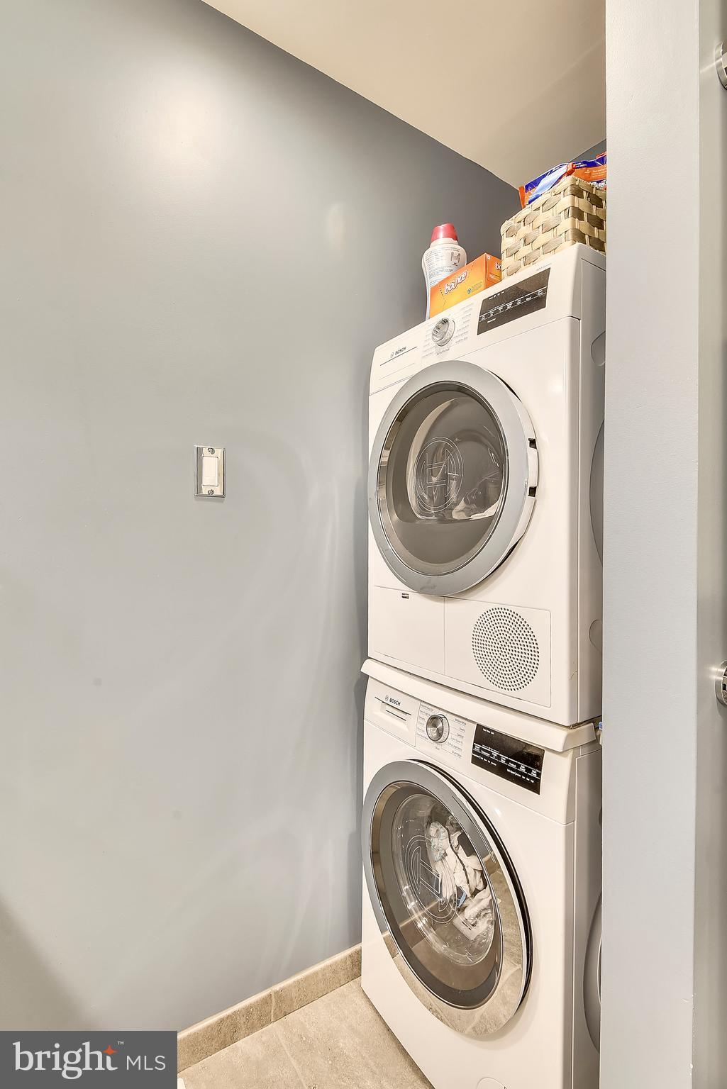 320 Commerce Street Alexandria, VA 22314 - Photo 16 of 30 Laundry on Upper Level 1