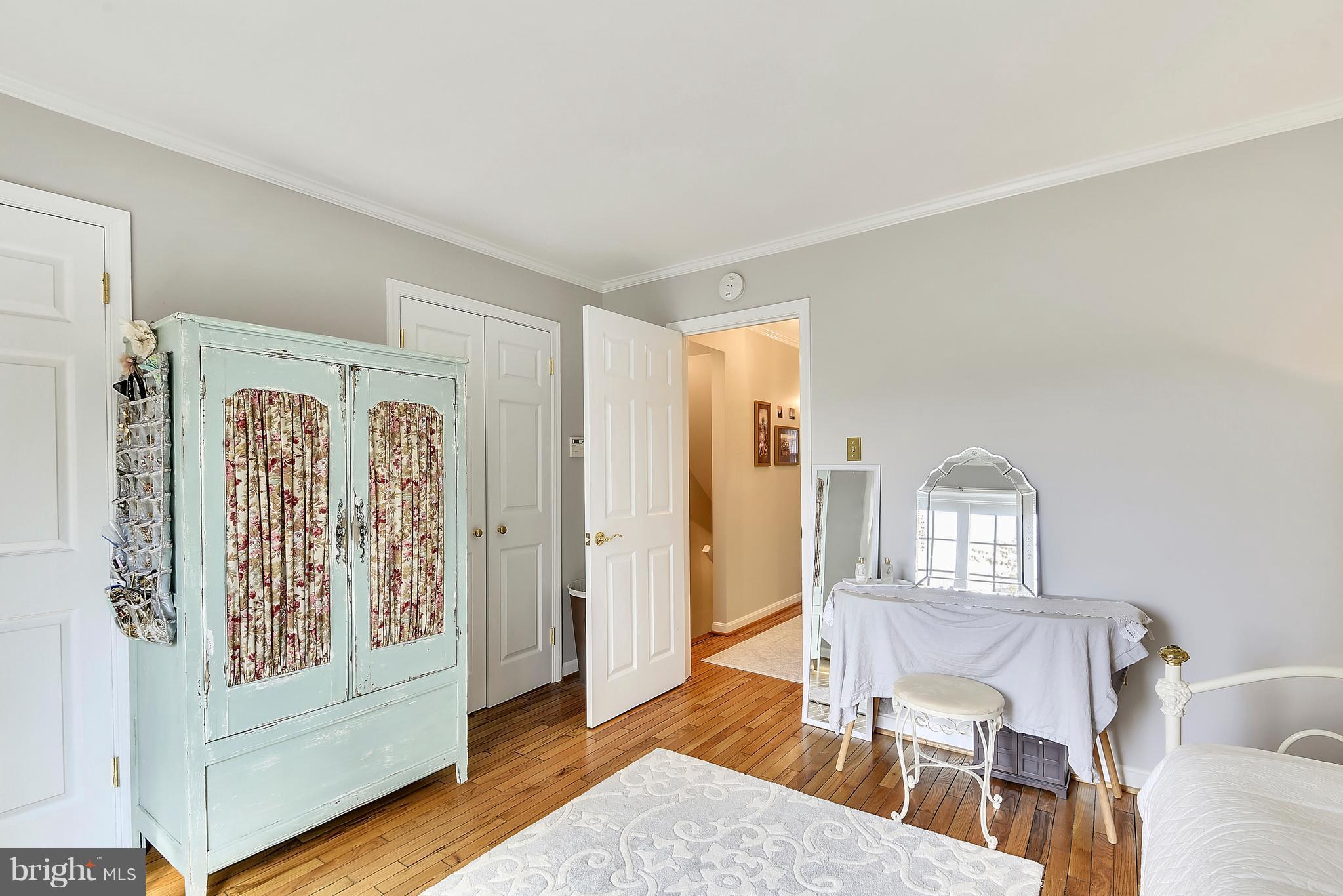 320 Commerce Street Alexandria, VA 22314 - Photo 19 of 30 Bedroom 2