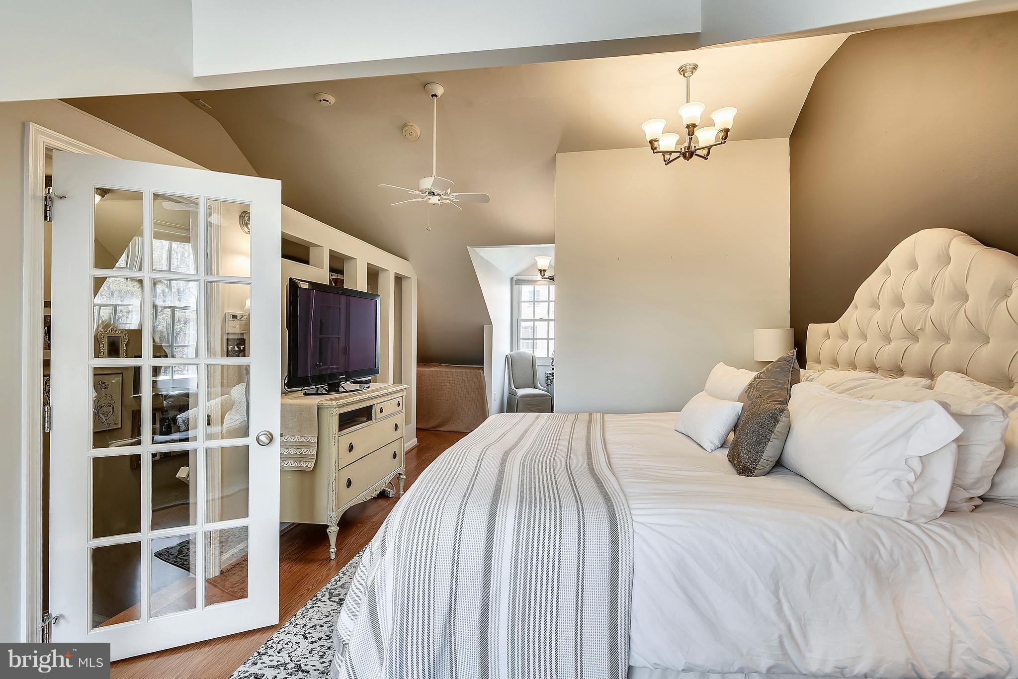 320 Commerce Street Alexandria, VA 22314 - Photo 23 of 30 Private Master Bedroom