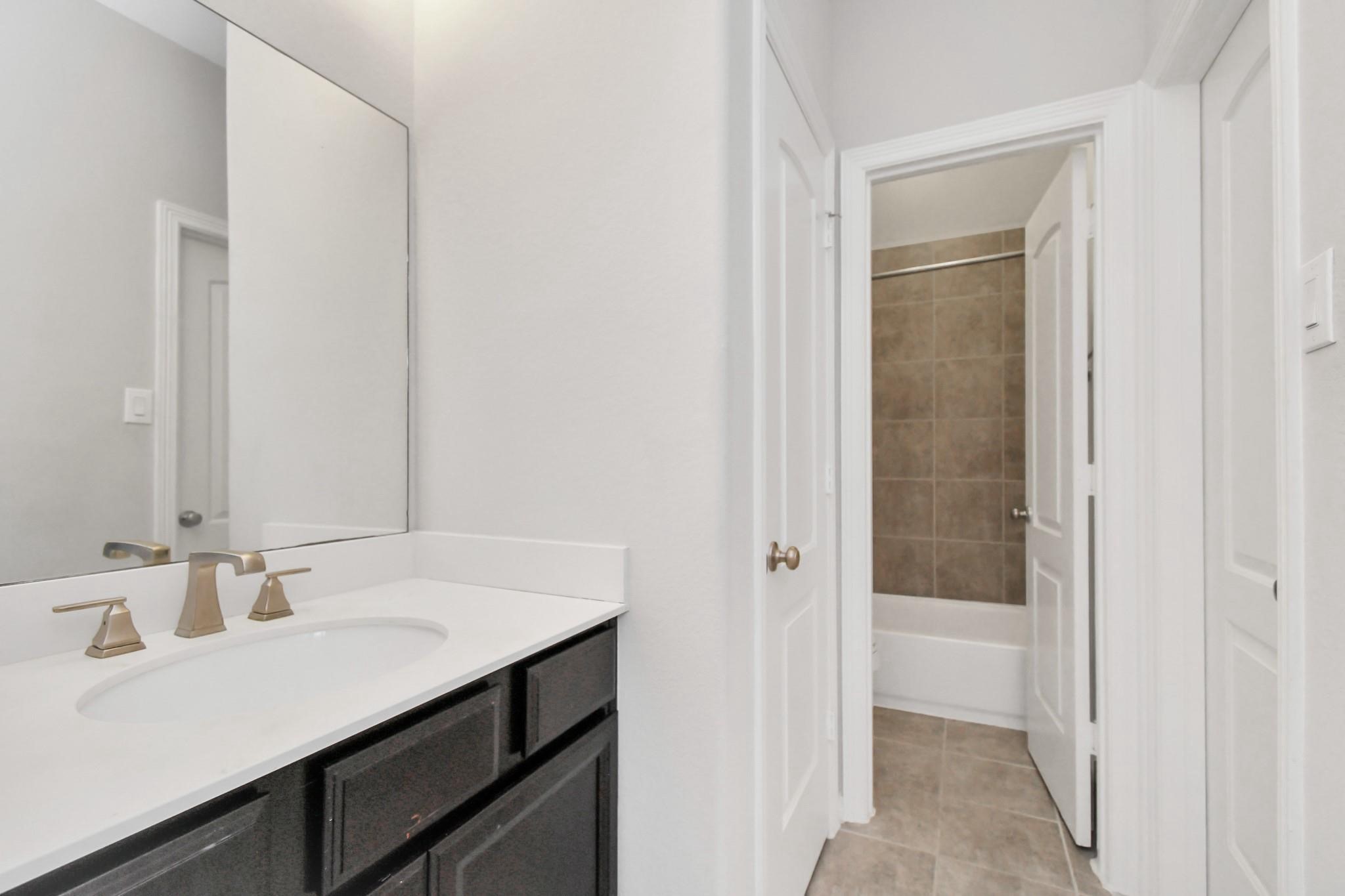 3803 May Ridge Lane Sugar Land, TX 77479 - Photo 29 of 34