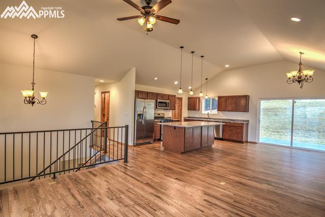 346 Pinewood Road Florissant, CO 80816 - Photo 5 of 27