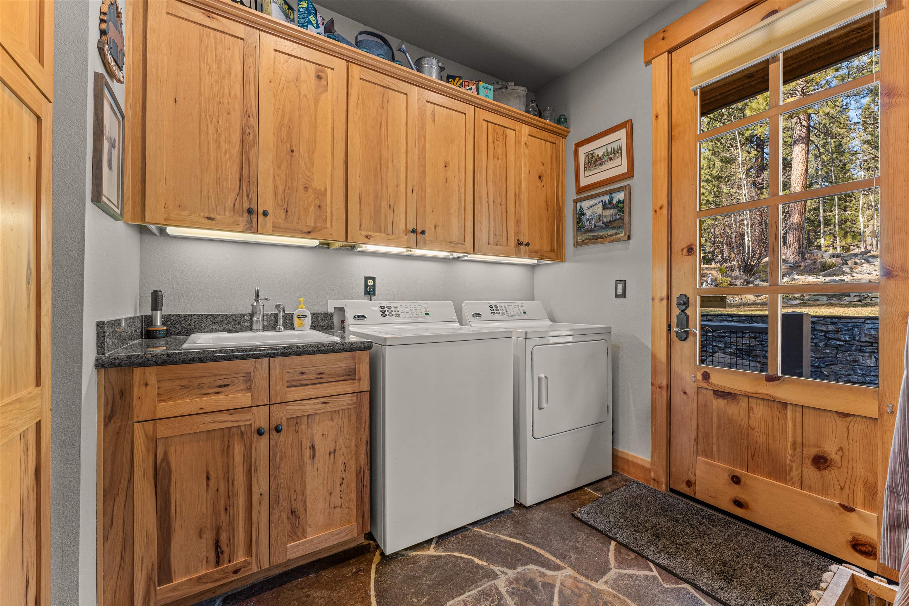 440 Valley Ranch Drive Clio, CA 96106 - Photo 20 of 50 a utility room with dryer and washer
