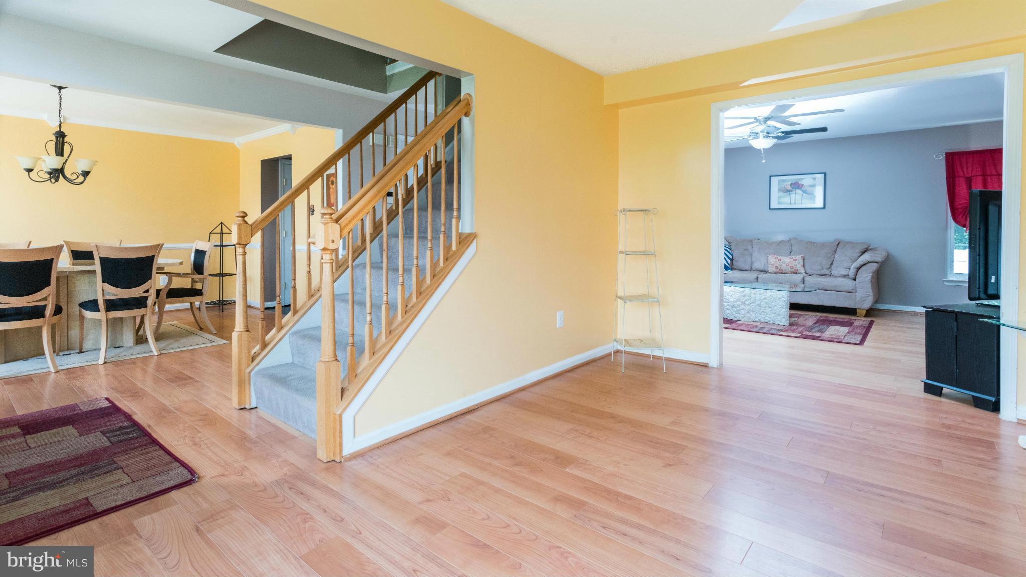 1541 Ringe Drive Severn, MD 21144 - Photo 16 of 30 Foyer view