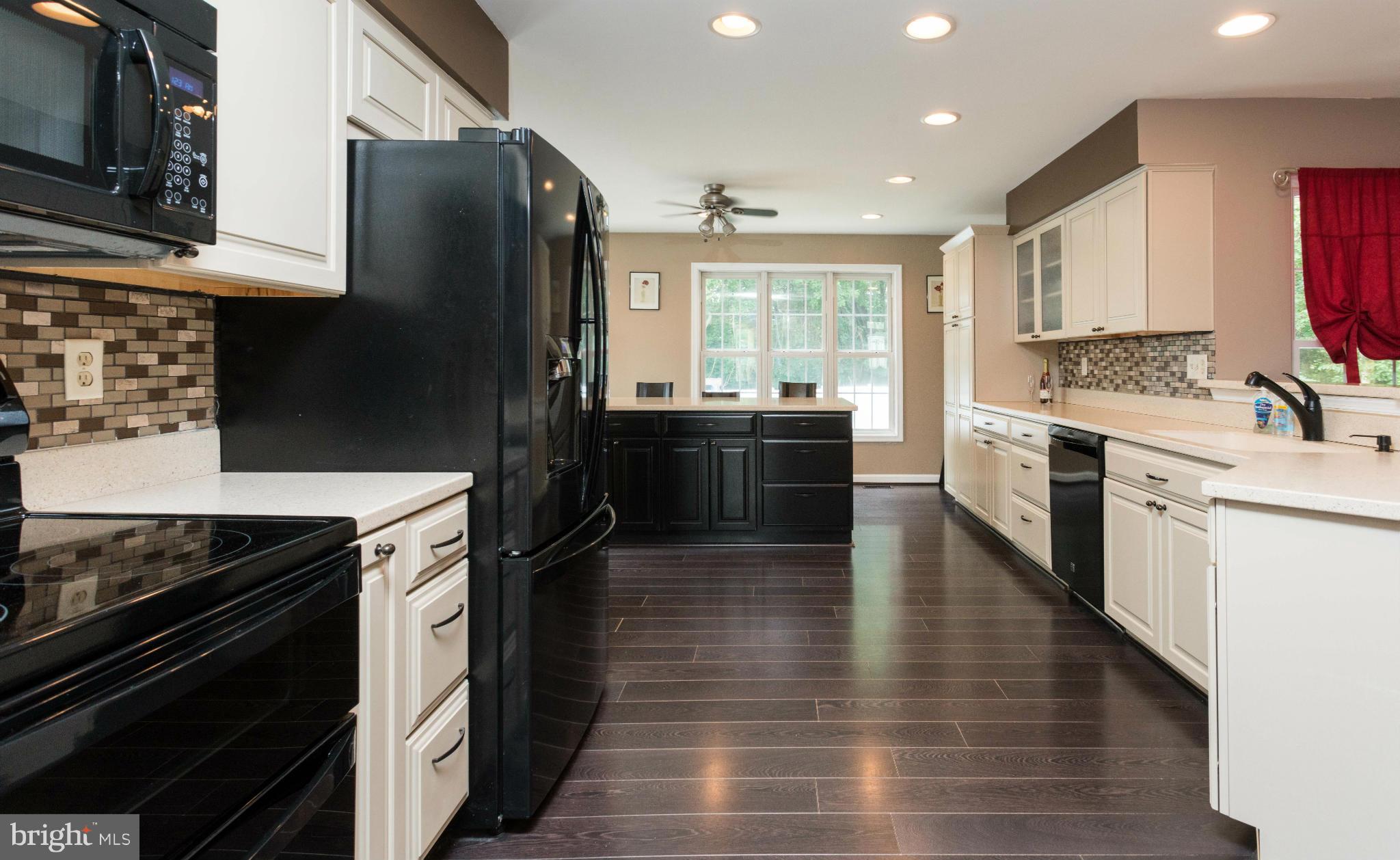 1541 Ringe Drive Severn, MD 21144 - Photo 5 of 30 Kitchen