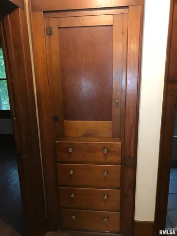 $92,500 | 622 1/2 North Albert Street, Macomb, IL 61455