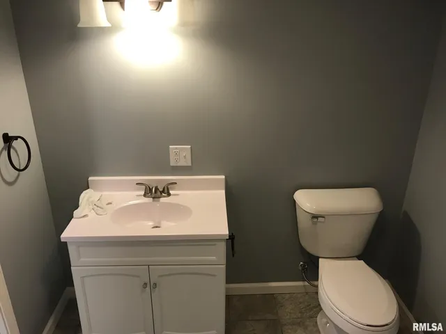 $92,500 | 622 1/2 North Albert Street, Macomb, IL 61455