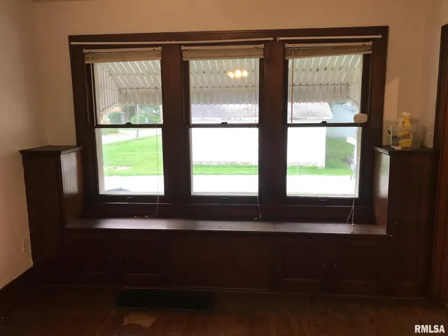 $92,500 | 622 1/2 North Albert Street, Macomb, IL 61455