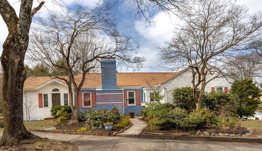 107 Oliver Road Waban, MA 02468 - Photo 2 of 32 a front view of a house with yard