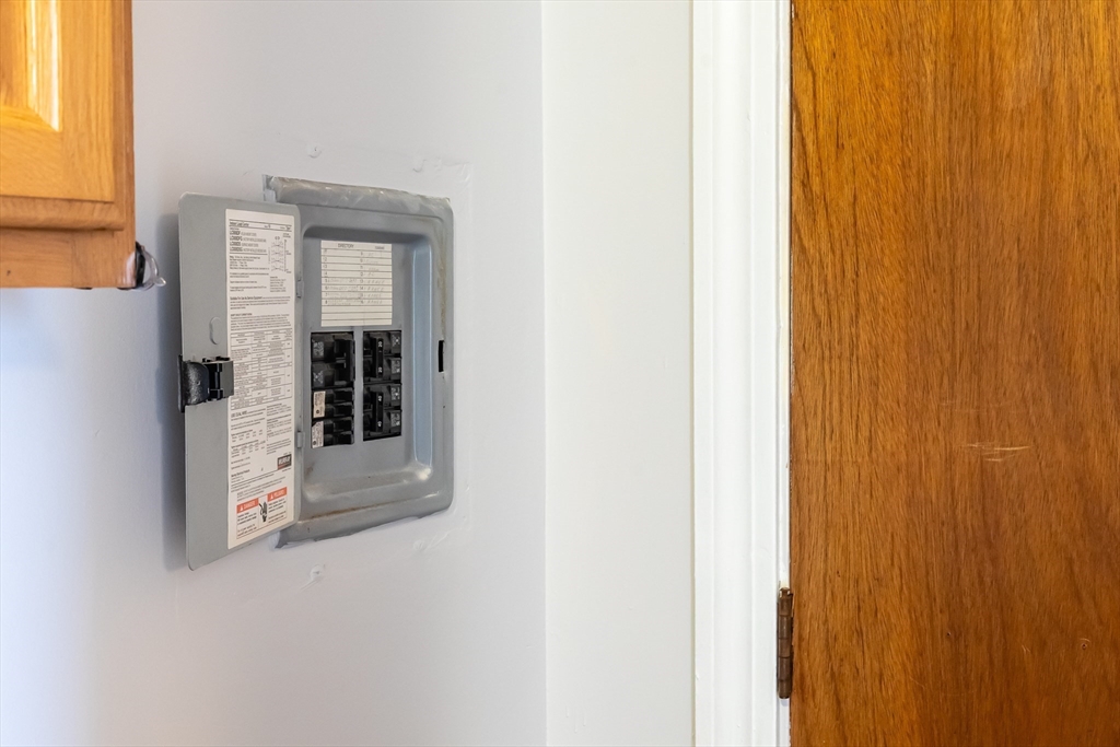 185 Lewis Street, Unit 4 Lynn, MA 01902 - Photo 12 of 20 a view of a door and an entryway