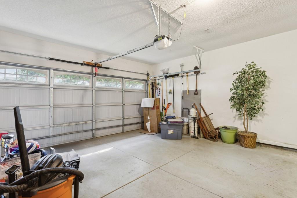4815 Tanners Spring Drive Alpharetta, GA 30022 - Photo 39 of 45 a view of a room with gym equipment
