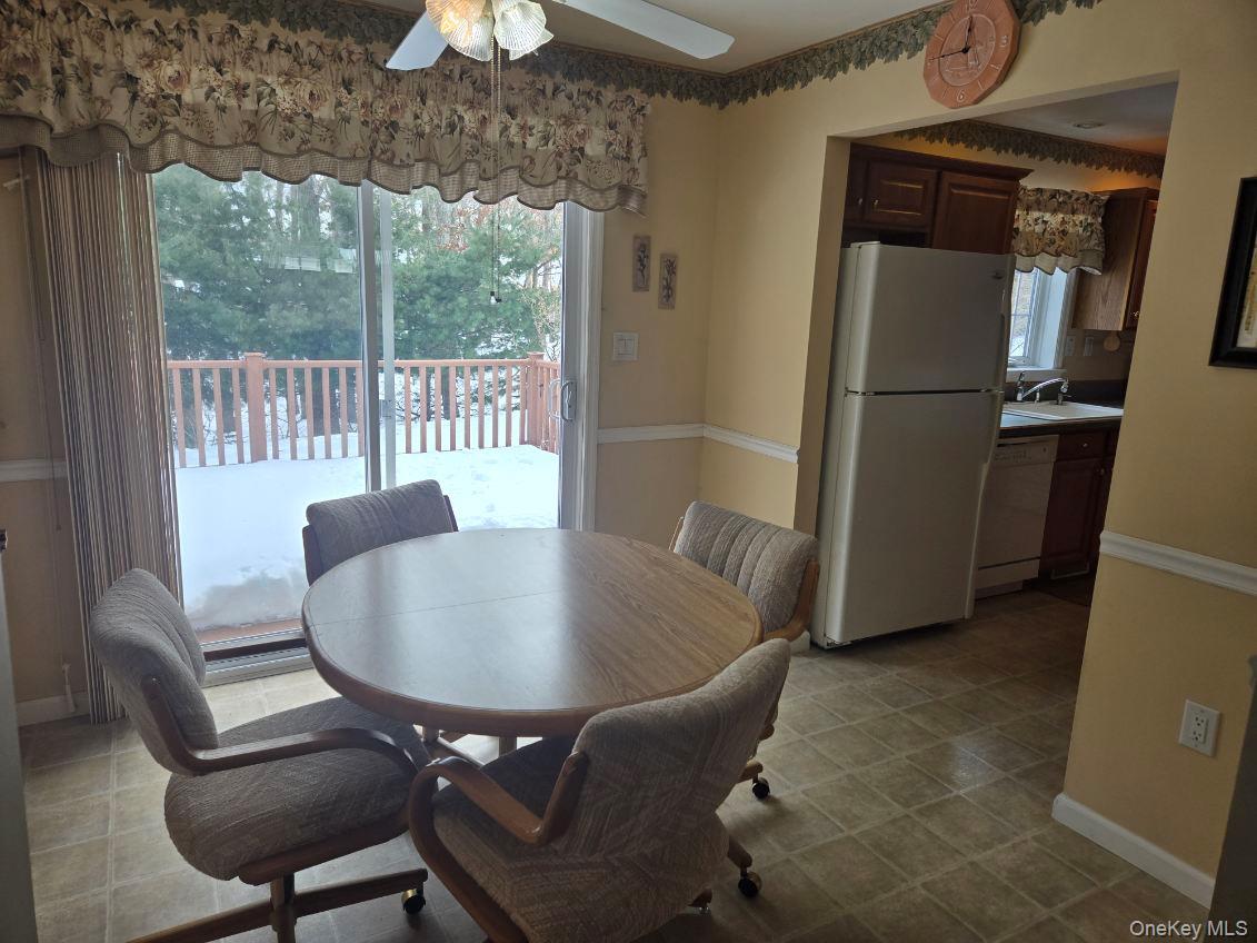 1407 Middle Road, Unit 265 Calverton, NY 11933 - Photo 8 of 13