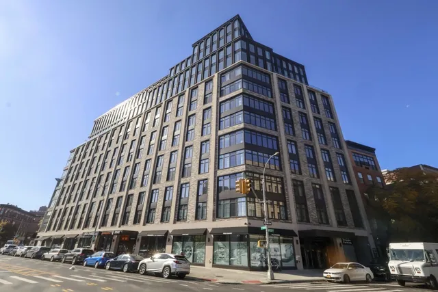 $985,000 | 300 West 122nd Street, Unit 14H | Harlem