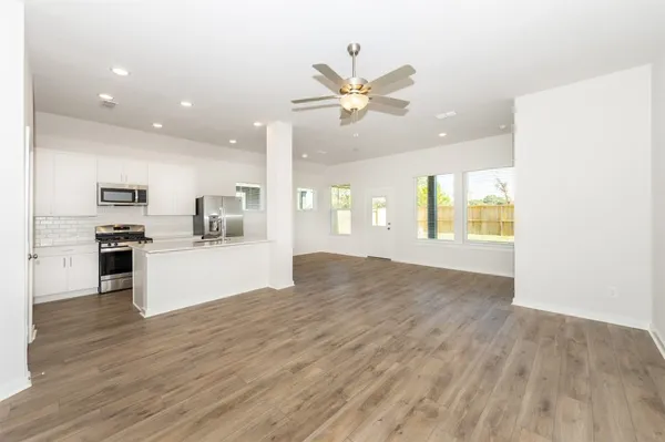 $2,415 | 16835 Solomons Plume Lane, Cypress, TX 77429