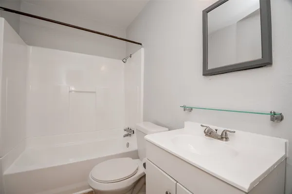 $410,000 | 2824 Dalton Street, Houston, TX 77017