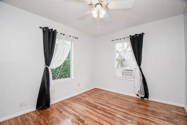 $410,000 | 2824 Dalton Street, Houston, TX 77017