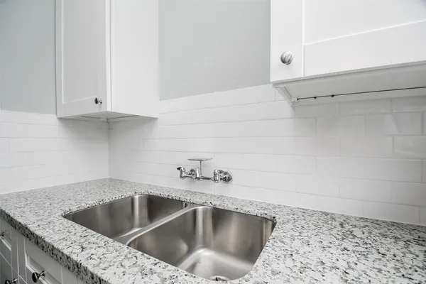 $410,000 | 2824 Dalton Street, Houston, TX 77017