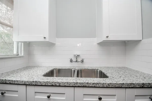 $410,000 | 2824 Dalton Street, Houston, TX 77017