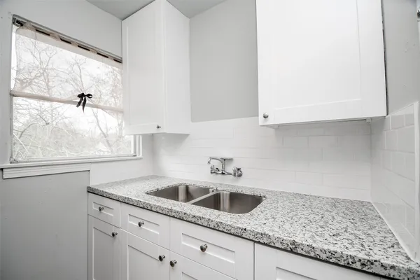 $410,000 | 2824 Dalton Street, Houston, TX 77017