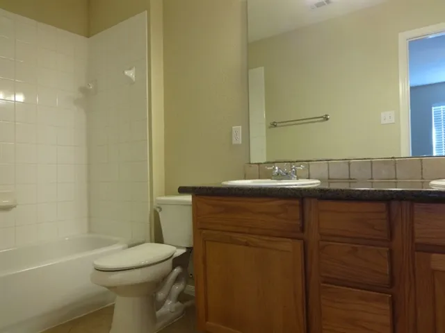 $1,745 | 18439 Sunrise Oaks Court, Montgomery, TX 77316