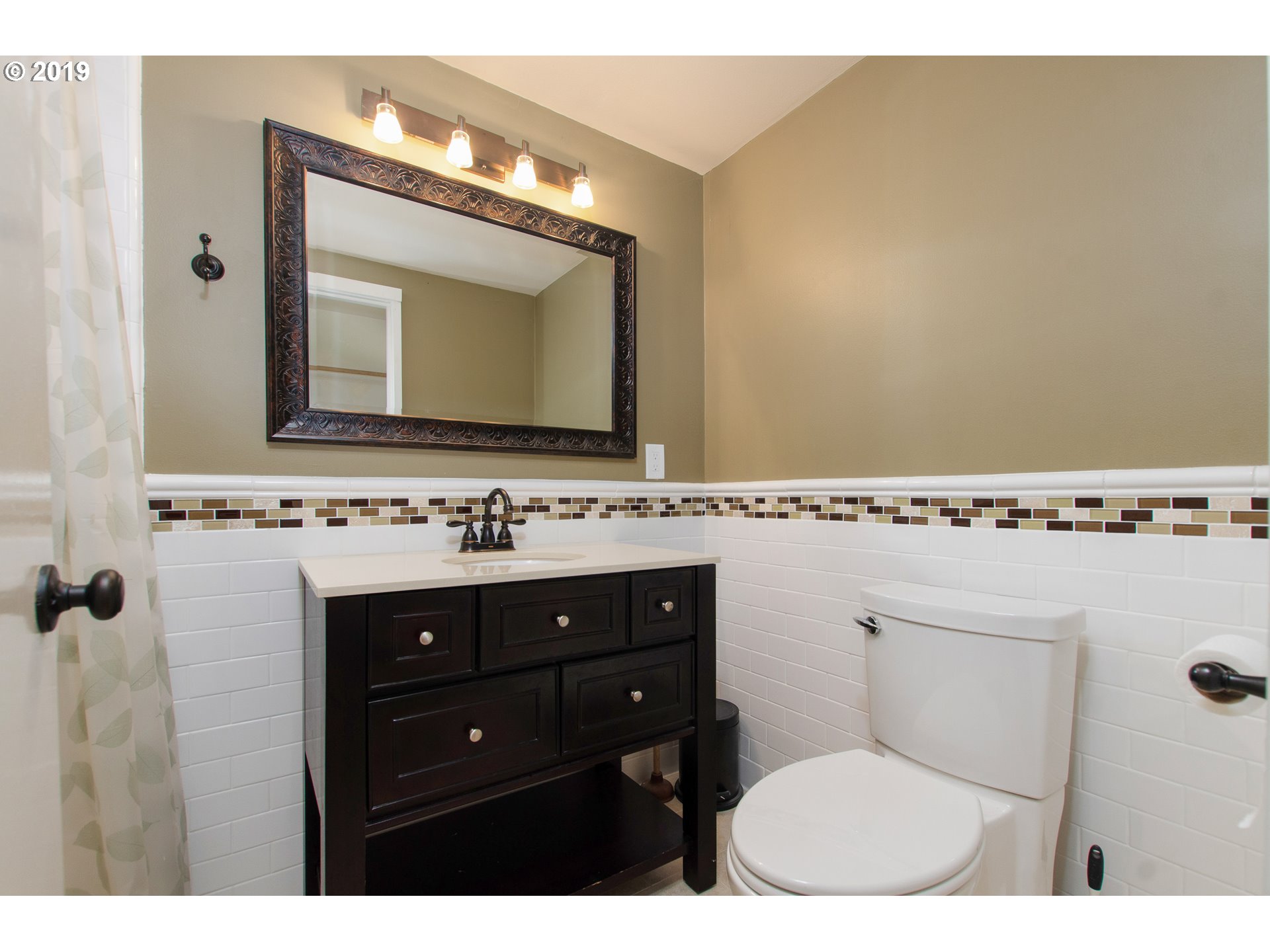 2463 Southeast Barnes Road Gresham, OR 97080 - Photo 18 of 23 Gallery Image 18
