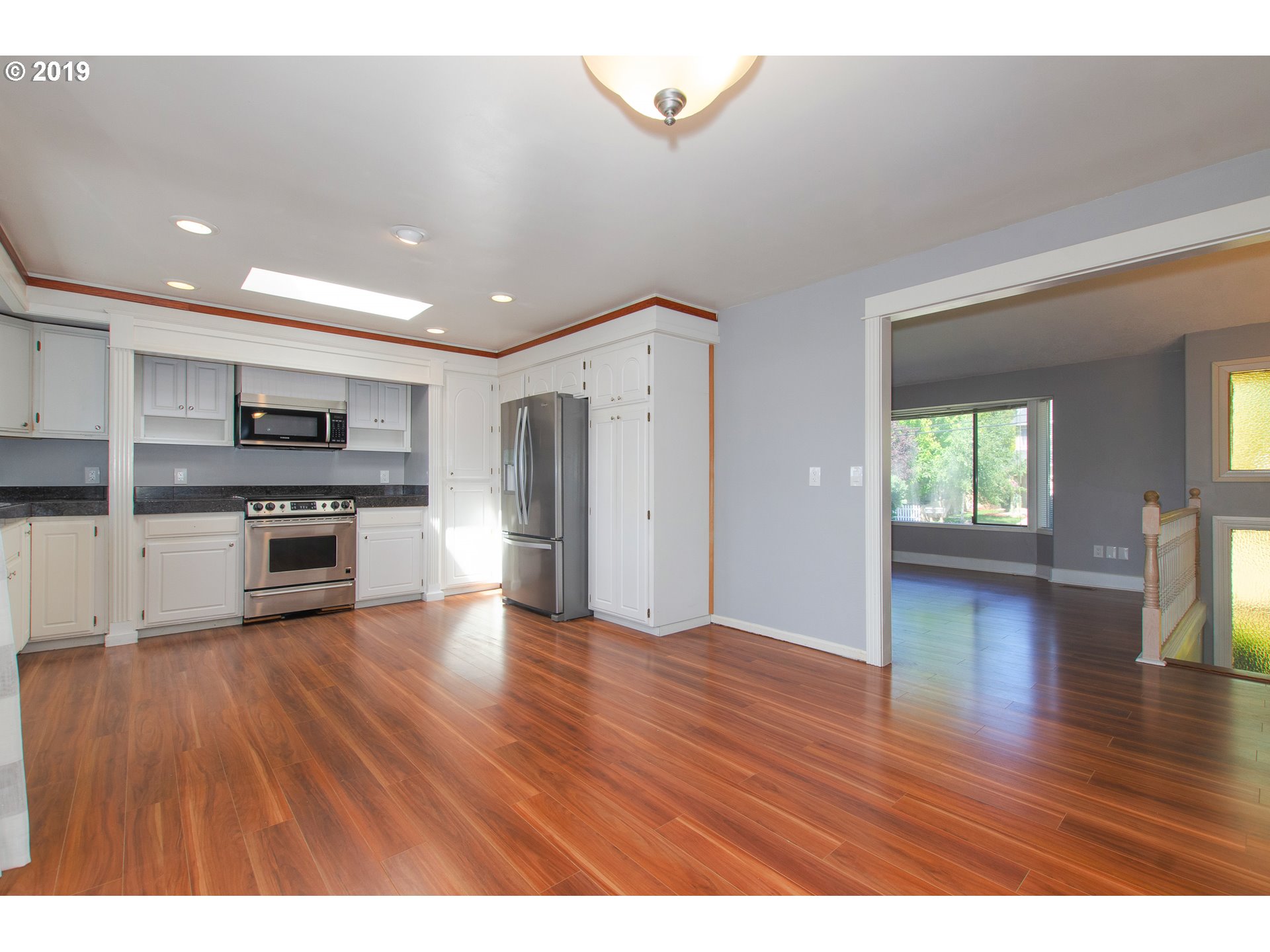 2463 Southeast Barnes Road Gresham, OR 97080 - Photo 7 of 23 Gallery Image 7
