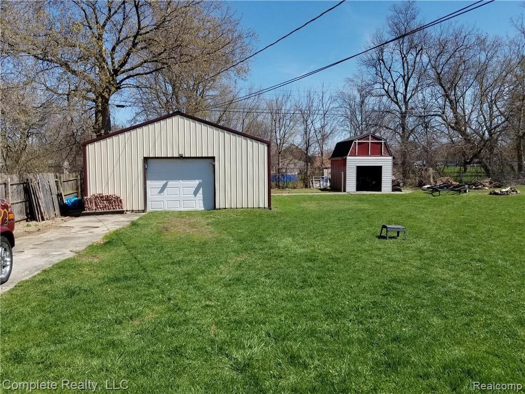 4338 North Genesee Road Flint, MI 48506 - Photo 18 of 21