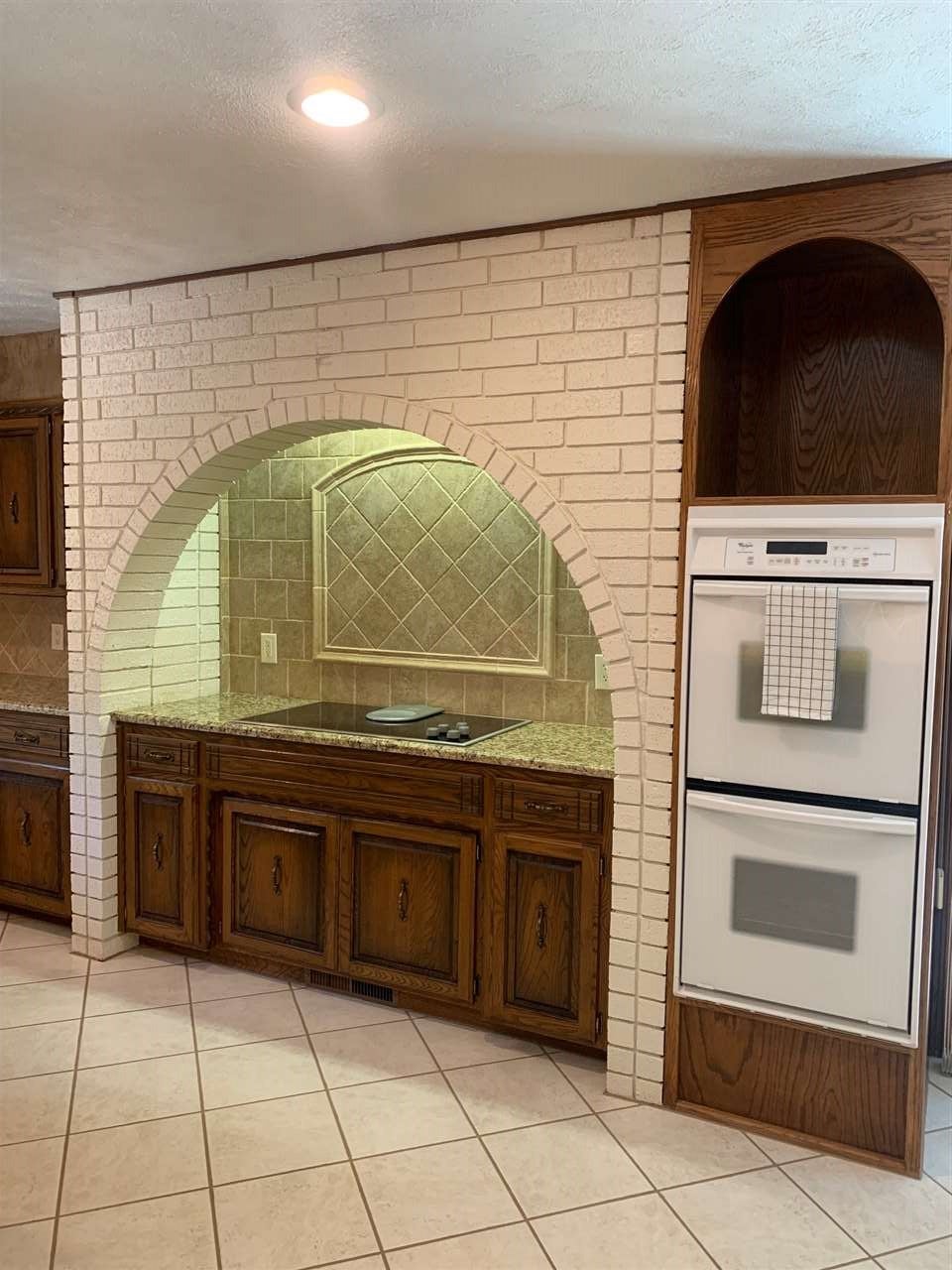2550 Homestead Road Enid, OK 73703 - Photo 12 of 35 Gallery Image 12