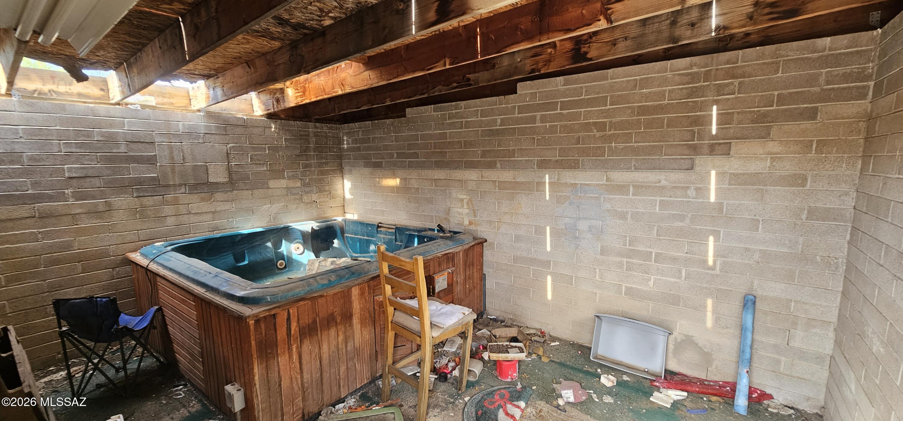 3265 East 24th Street Tucson, AZ 85713 - Photo 15 of 18 Back shed structure
