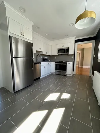 $3,750 | 35 Amherst Street, Unit 2, Boston, MA 02131