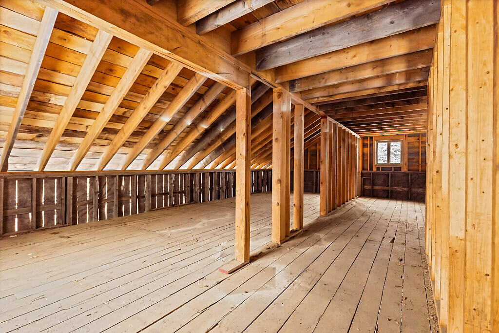 1194 Mercer Road Mercer, ME 04957 - Photo 117 of 124 124_BP5A9943_DxO_mls