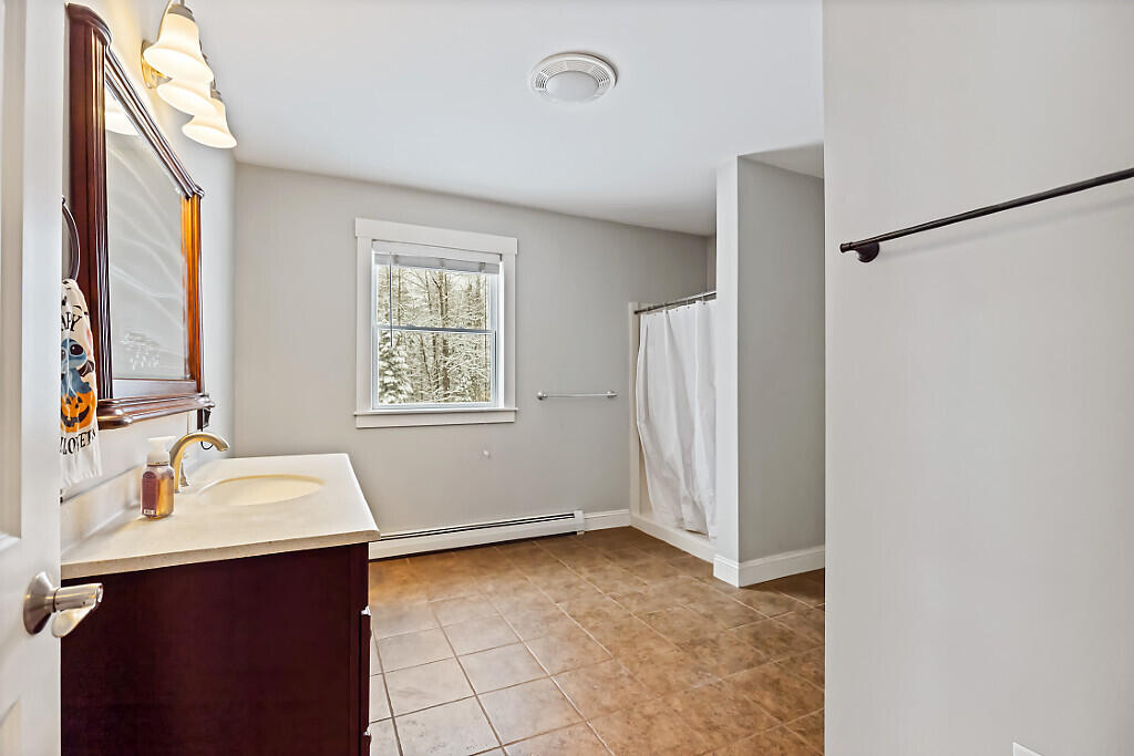 1194 Mercer Road Mercer, ME 04957 - Photo 25 of 124 62_BP5A9757_DxO_mls