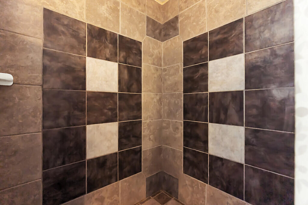 1194 Mercer Road Mercer, ME 04957 - Photo 34 of 124 42_BP5A9682_DxO_mls