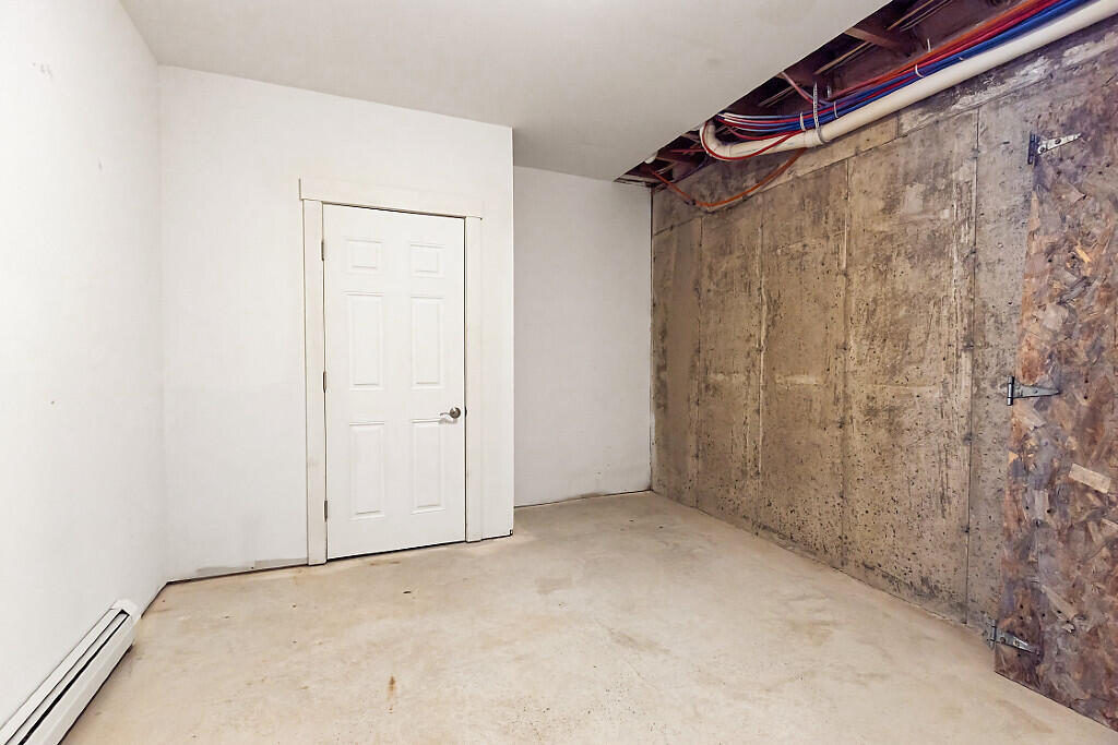 1194 Mercer Road Mercer, ME 04957 - Photo 68 of 124 70_BP5A9781_DxO_mls