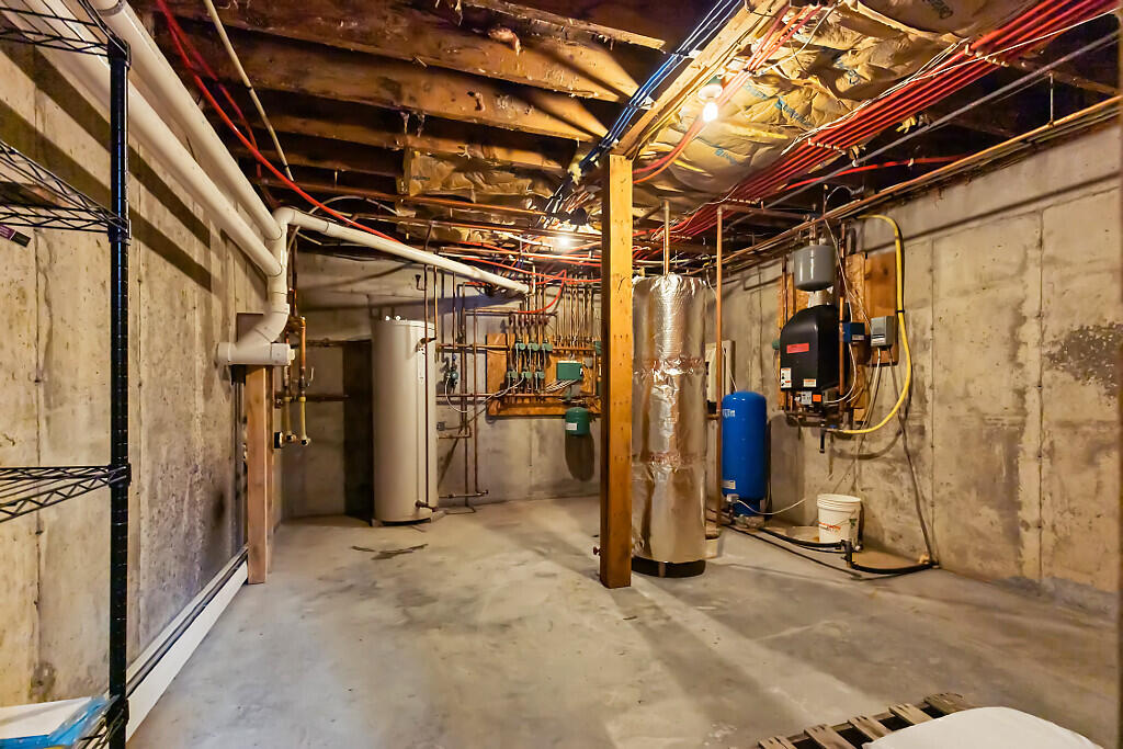 1194 Mercer Road Mercer, ME 04957 - Photo 71 of 124 71_BP5A9784_DxO_mls