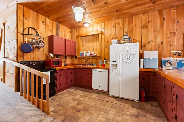 $979,900 | 1194 Mercer Road, Mercer, ME 04957