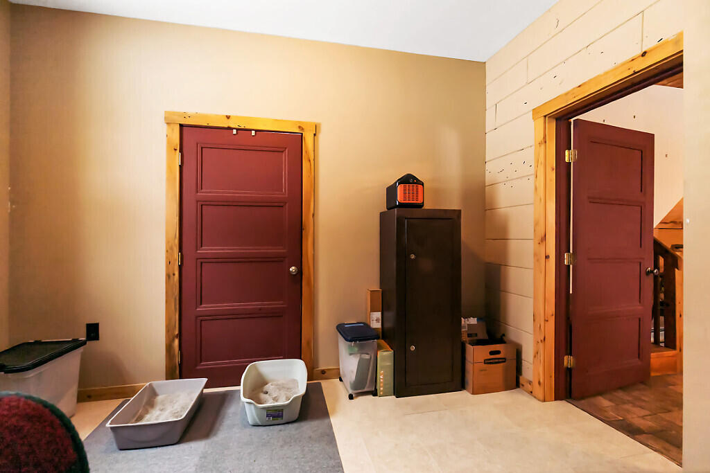 1194 Mercer Road Mercer, ME 04957 - Photo 87 of 124 87_BP5A9832_DxO_mls