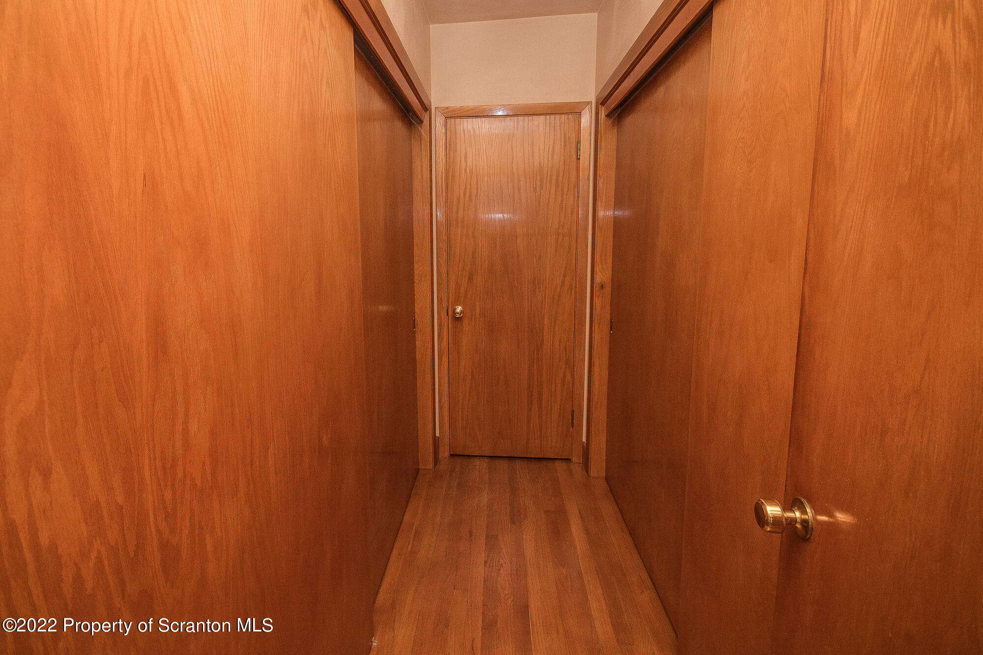 142 Fallbrook Street Carbondale, PA 18407 - Photo 34 of 43