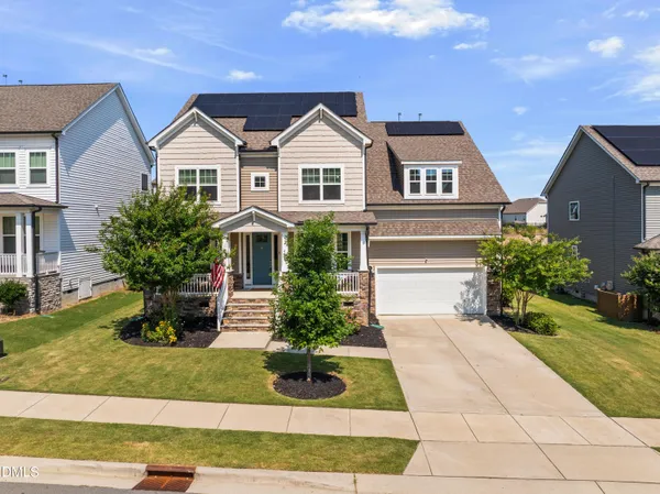 $675,000 | 4454 Benton Ml Drive, Fuquay-Varina, NC 27526