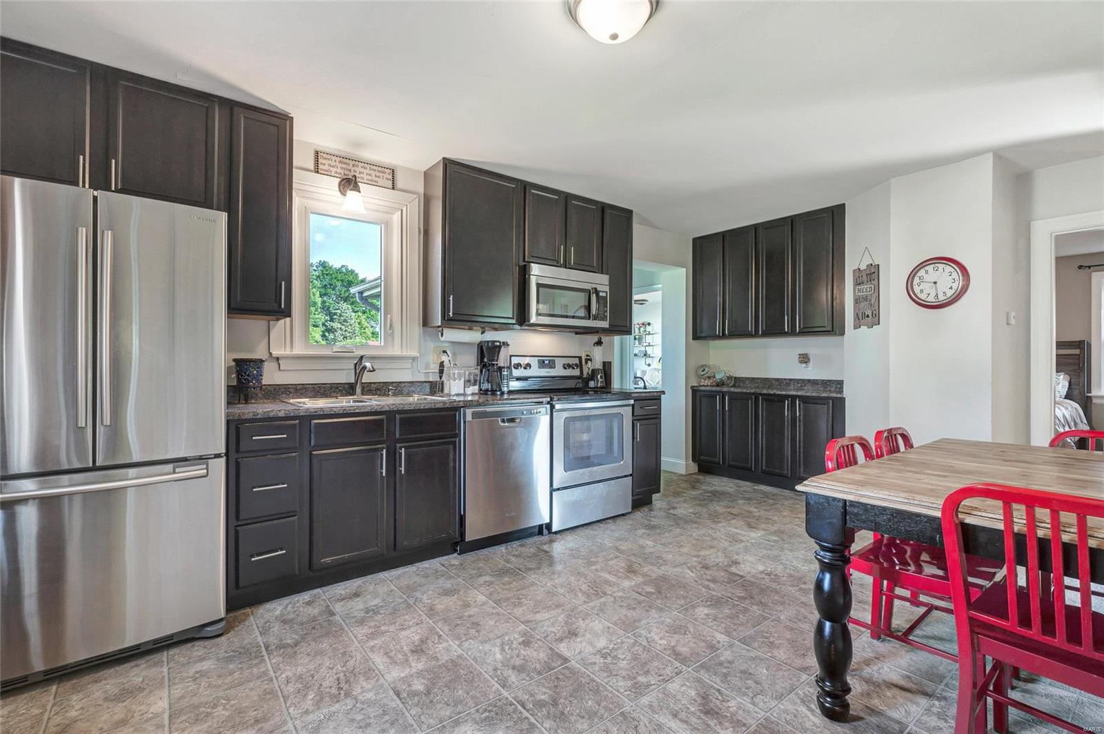 3235 Ringer Road St. Louis, MO 63125 - Photo 15 of 28 Gallery Image 15