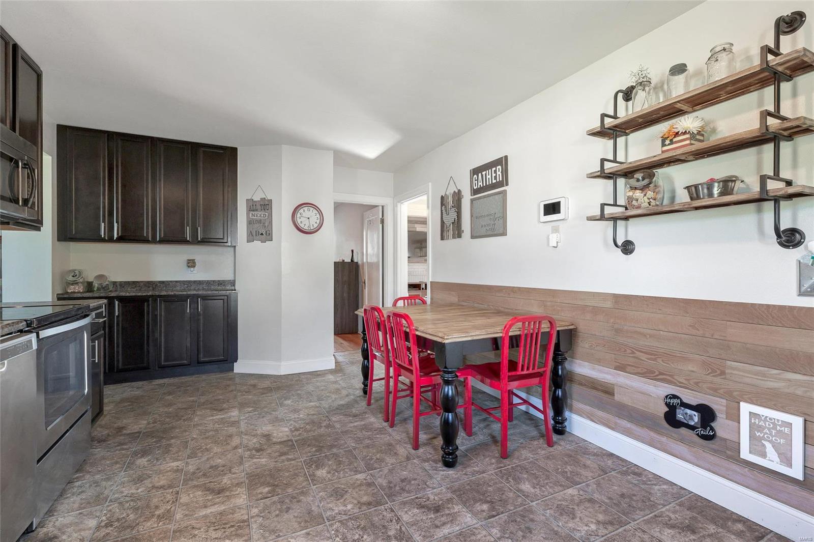 3235 Ringer Road St. Louis, MO 63125 - Photo 18 of 28 Gallery Image 18