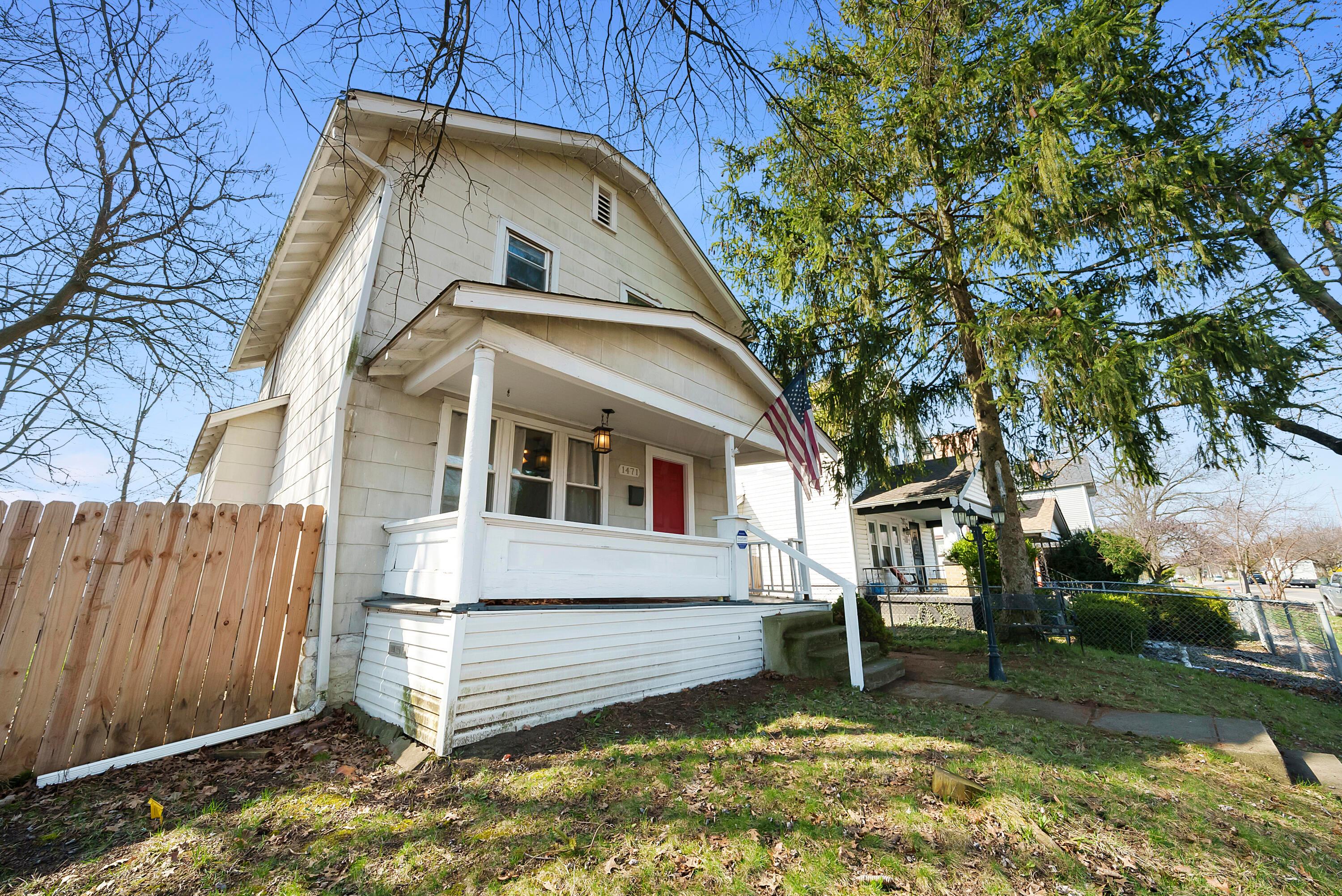 1471 East Weber Road Columbus, OH 43211 - Photo 5 of 38 DSC02024