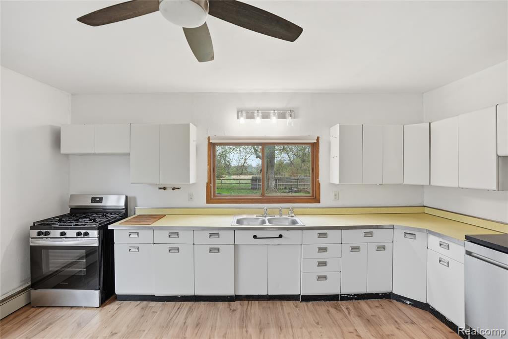 6339 Denton Road Belleville, MI 48111 - Photo 23 of 64
