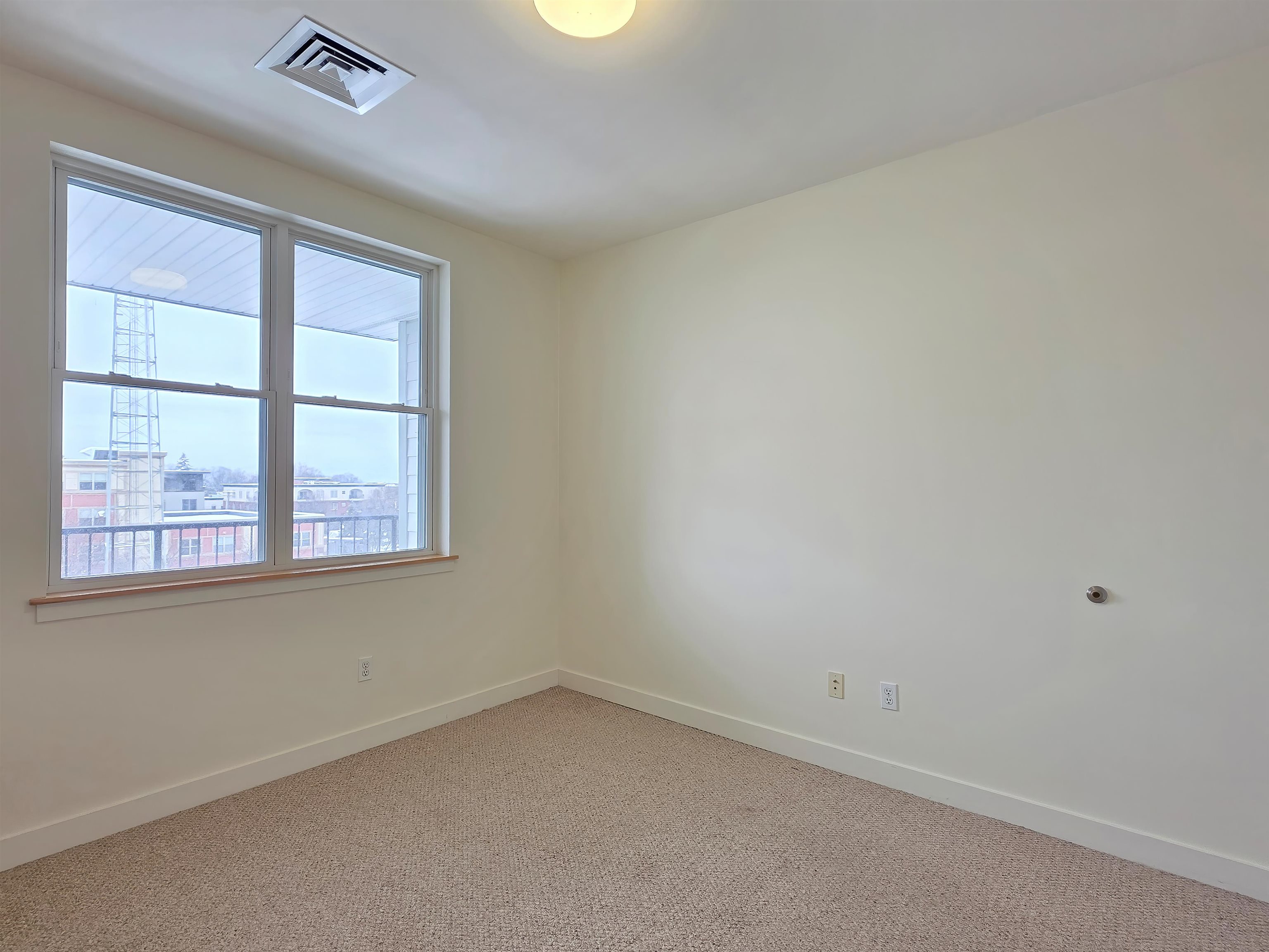 410 Farrell Street, Unit 415 South Burlington, VT 05403 - Photo 17 of 39