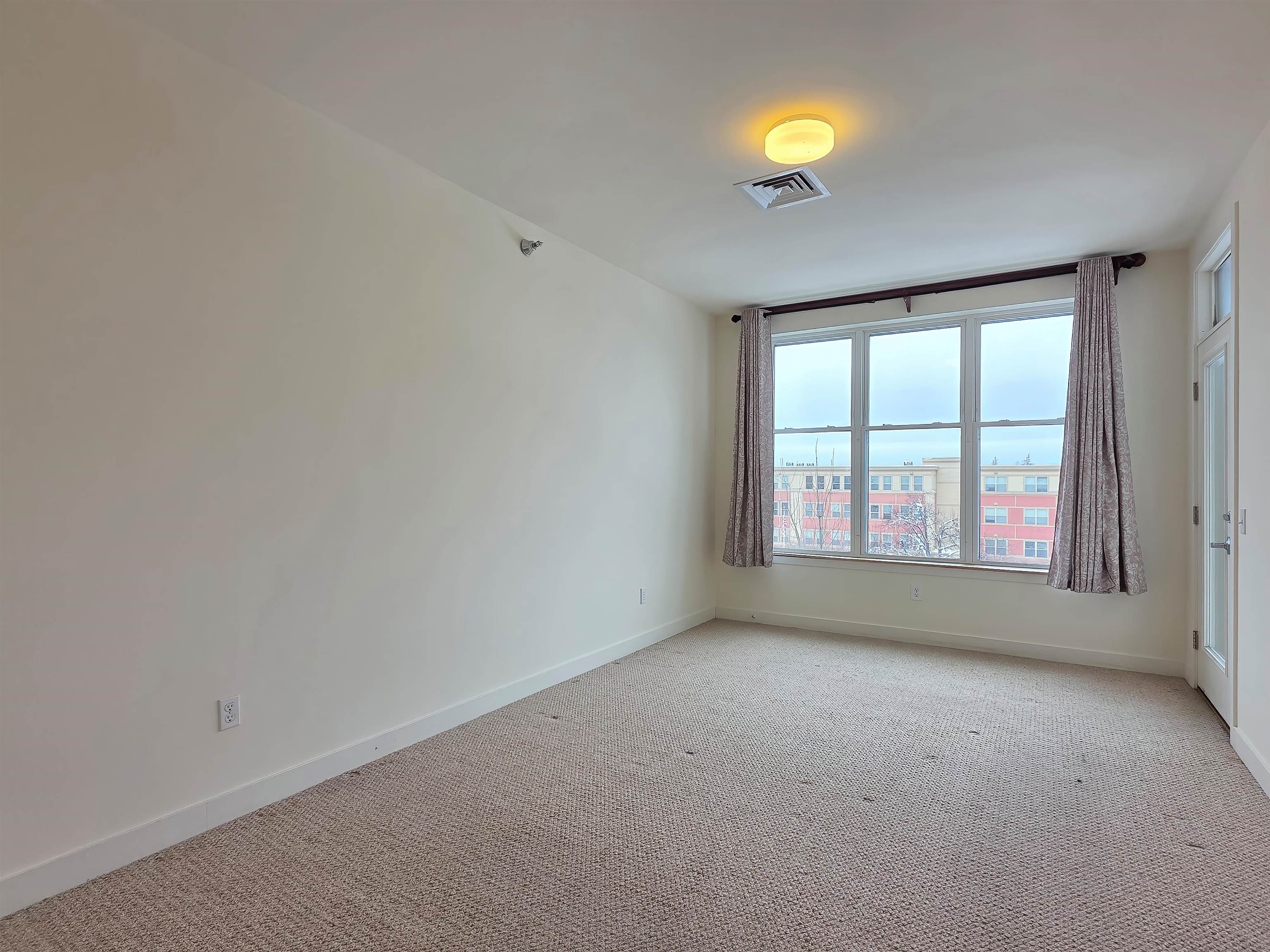 410 Farrell Street, Unit 415 South Burlington, VT 05403 - Photo 20 of 39